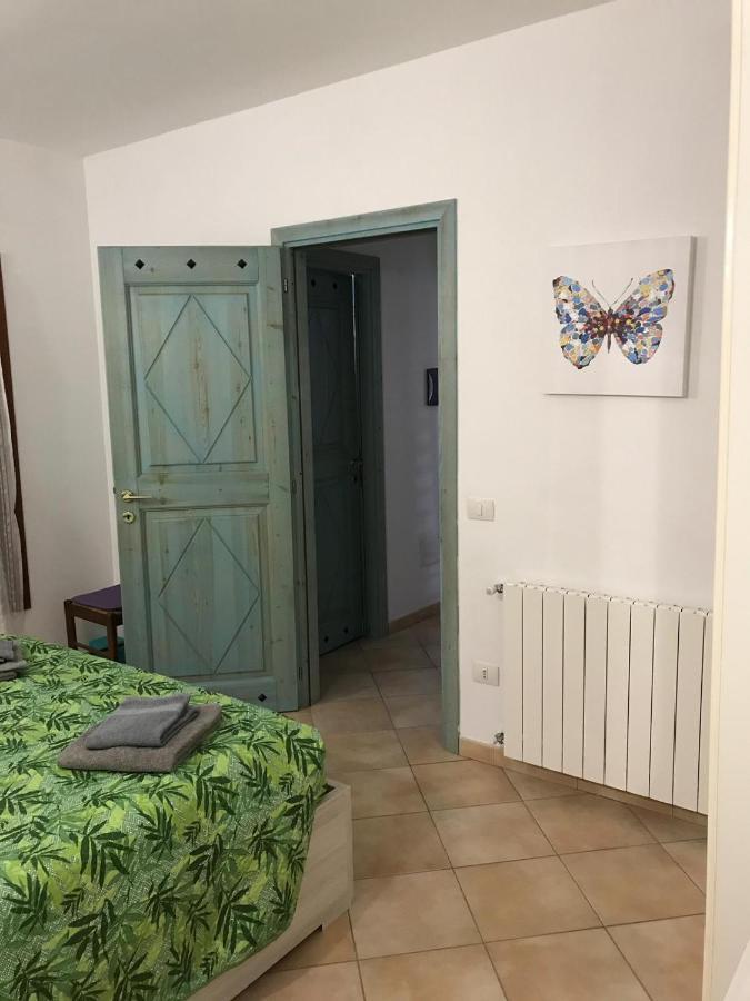 21 Via Del Faro Apartment Olbia Ngoại thất bức ảnh
